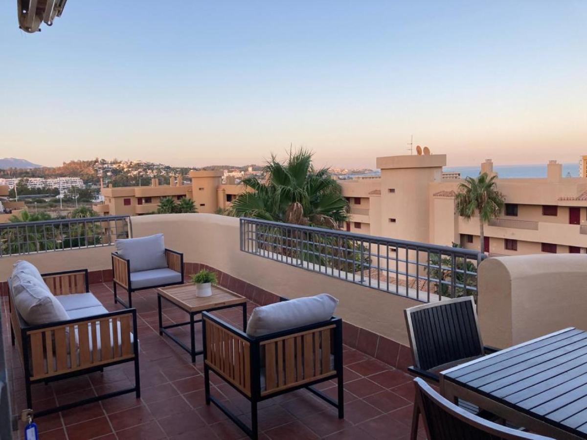 Lets In The Sun Blue Cala Appartement La Cala De Mijas Buitenkant foto