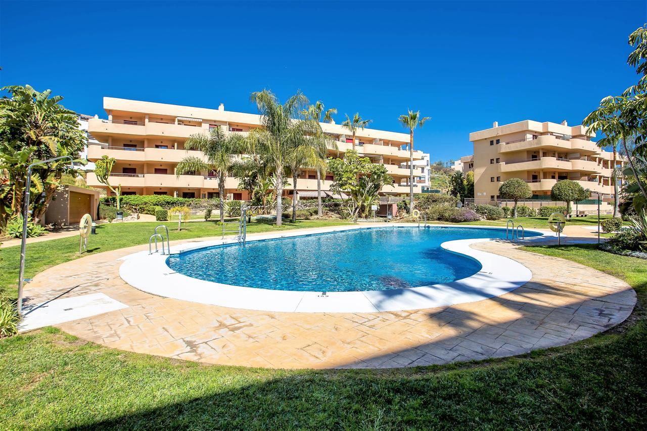 Lets In The Sun Blue Cala Appartement La Cala De Mijas Buitenkant foto
